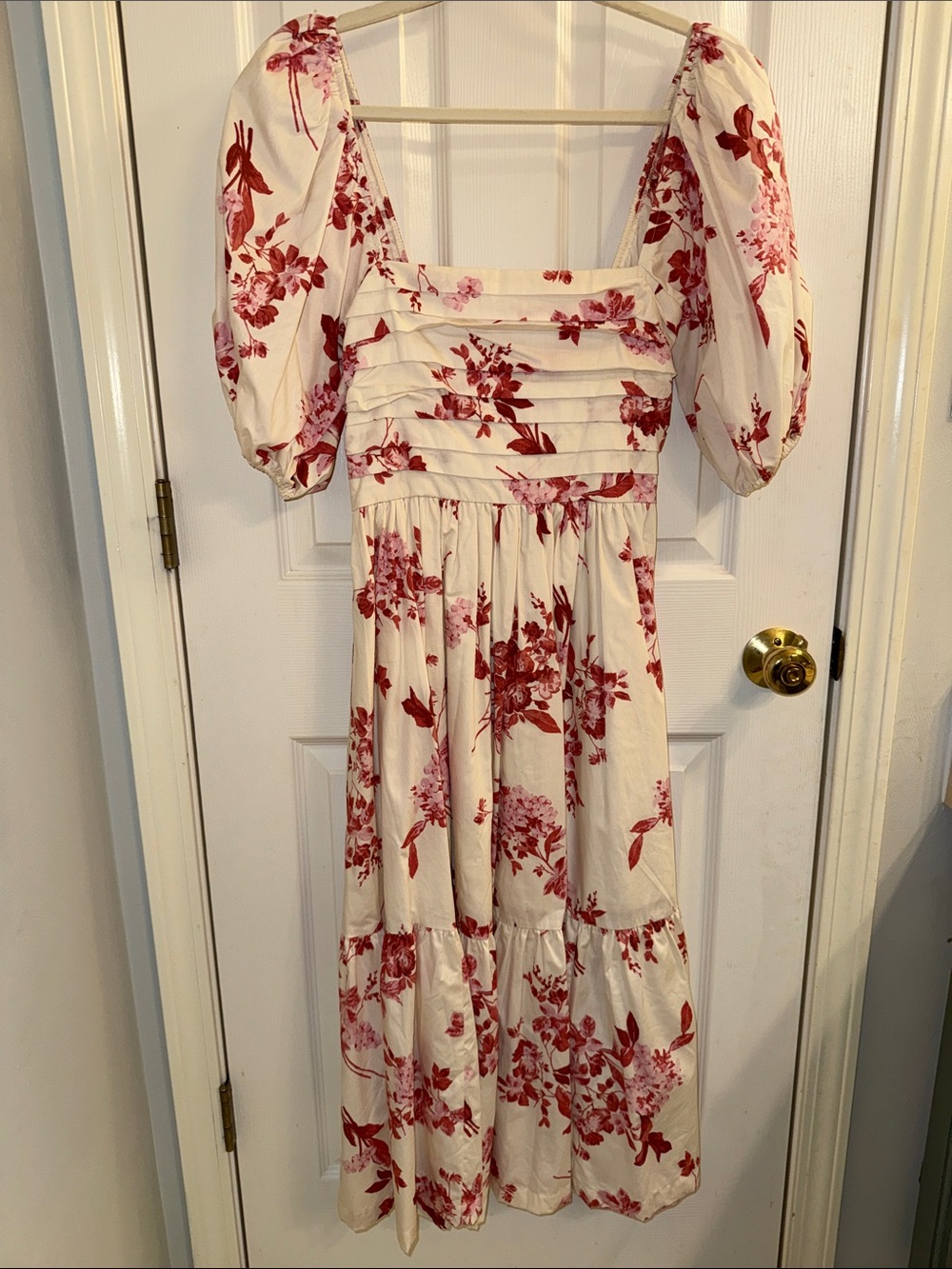 Abercrombie & Fitch White Midi Dress with Red Floral Print
